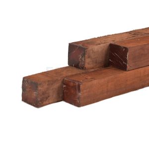 okan-ruw-haaks-hardhout-70x70mm